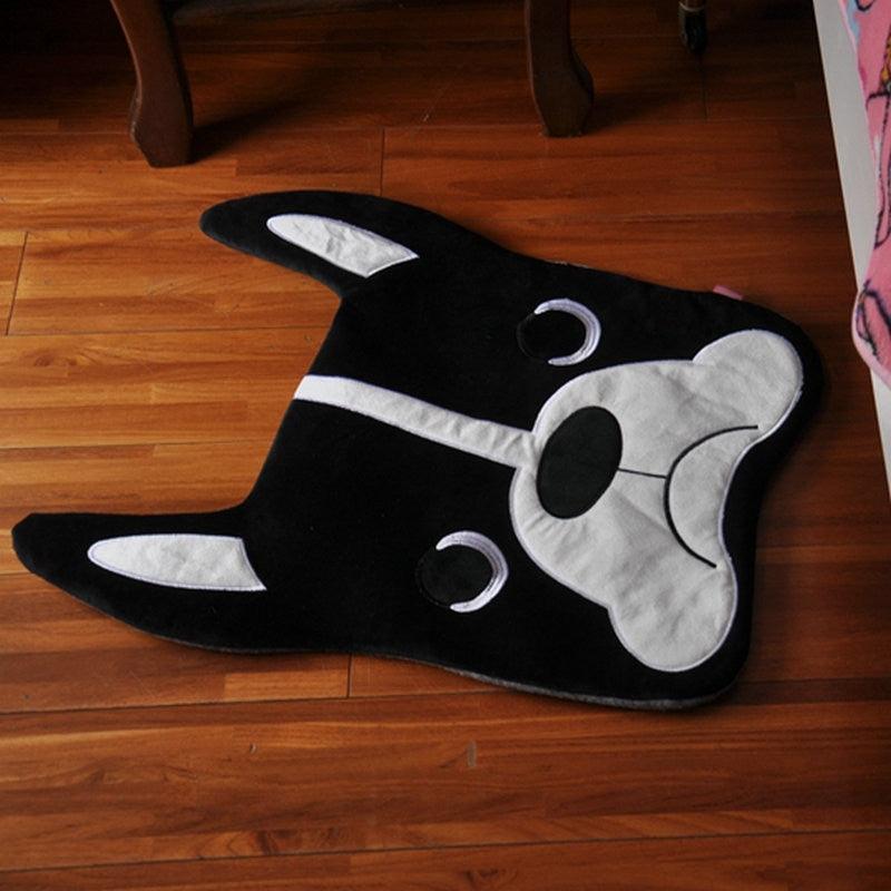 Bulldog Plush Floor Mat - aprasi